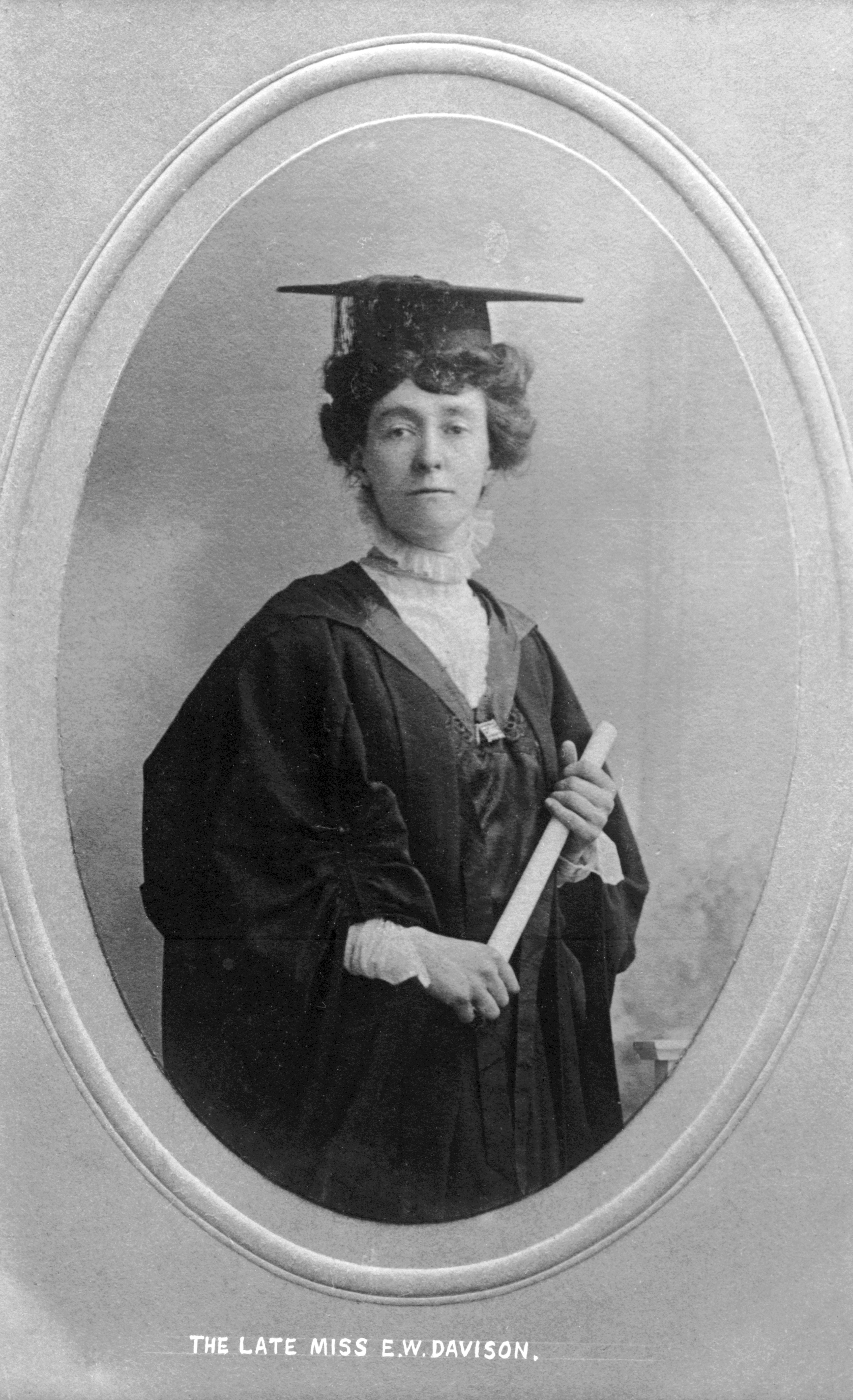 Suffragette Emily Davison disrupts the Epsom Derby — detail