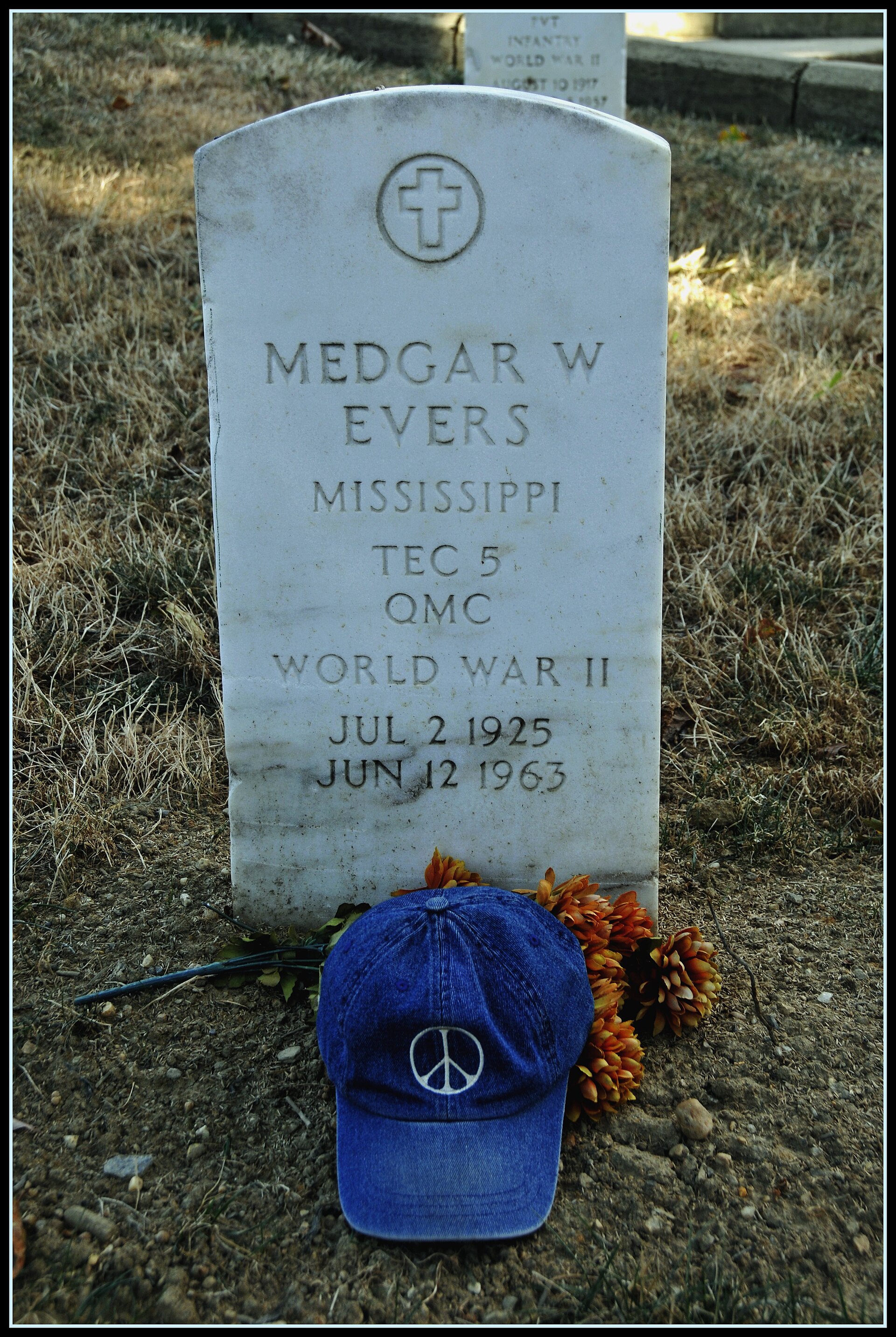 Medgar Evers Assassinated in Jackson, Mississippi